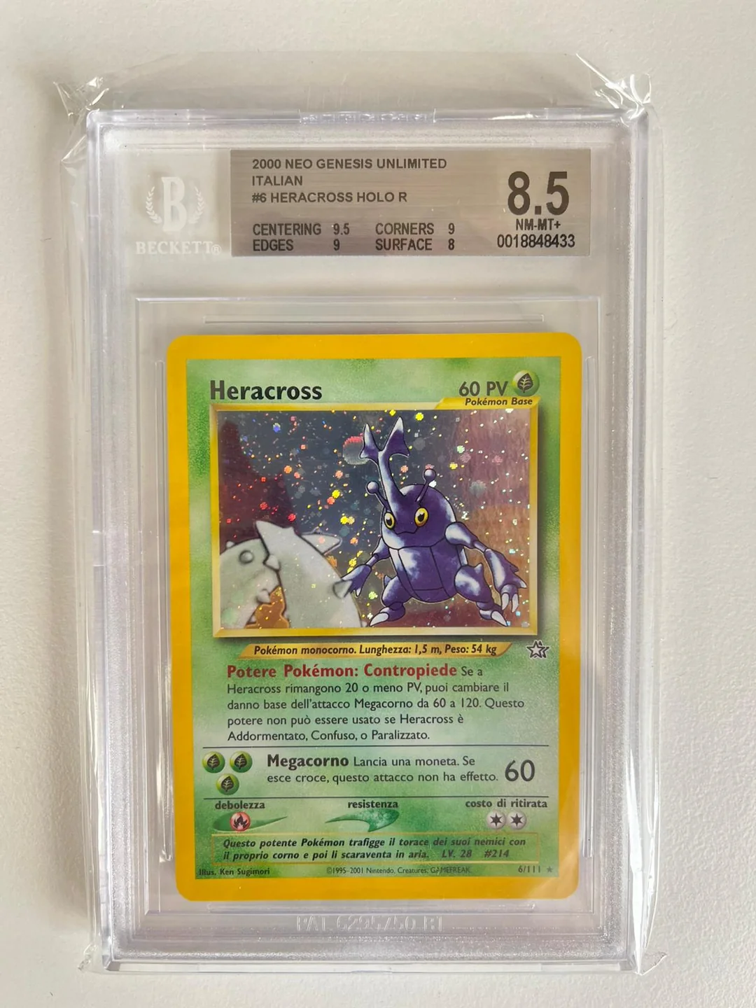 Heracross Holo Neo Genesis ITA BGS 8.5