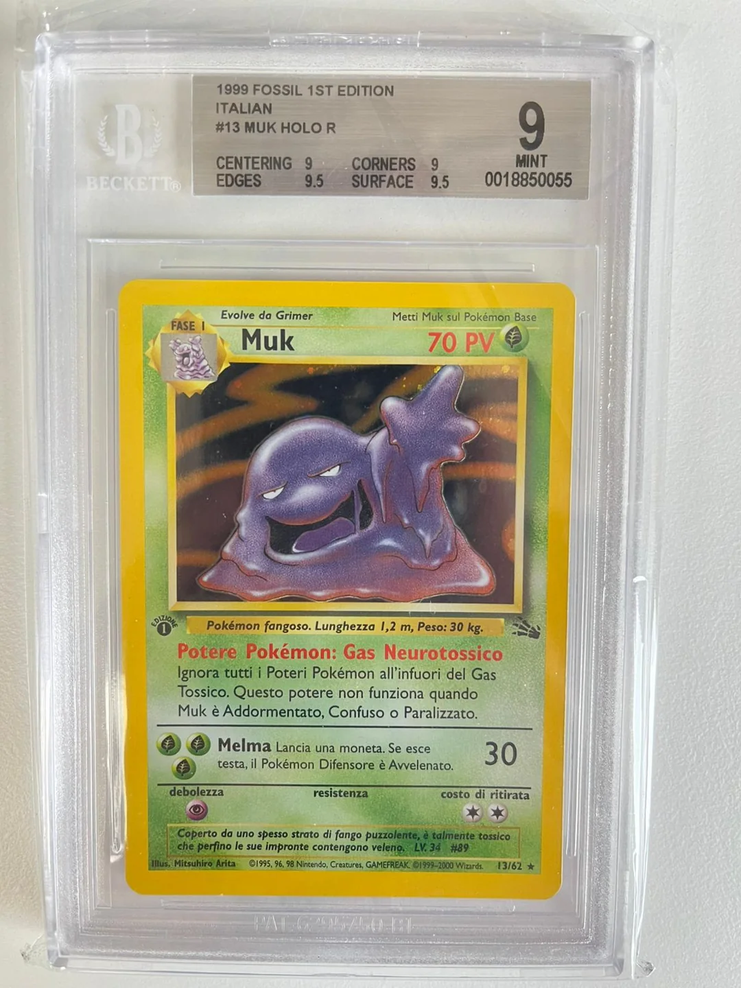 Muk Fossil Holo 1st Edition ITA BGS 9
